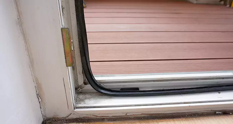Repair Patio Doors Leaking at Bottom in Bayonet Point, FL